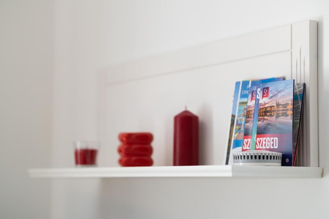 Ferienwohnung Biztos Kucko Szegedin Exterior foto